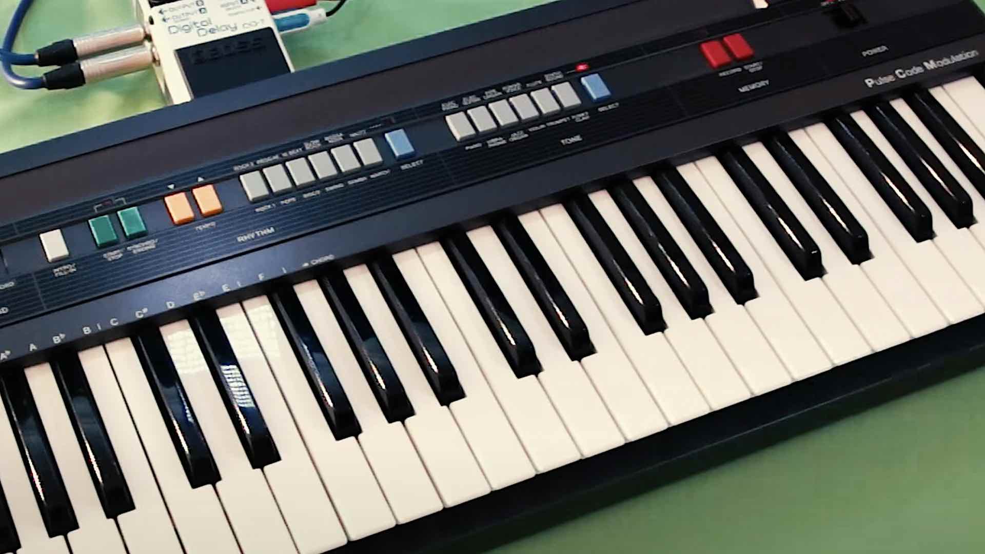 The keyboard of a Realistic Concertmate 660